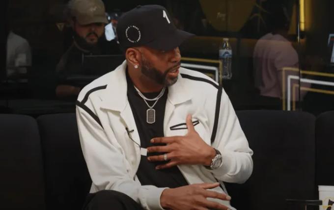 九游体育app-大反转,麦迪突爆争议发言!科比家人很欣慰,球迷:这才是兄弟情