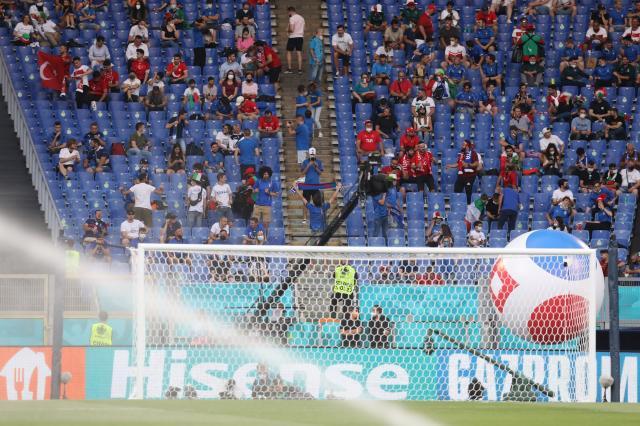 九游体育app-神锋破荒，真核闪耀！意大利今夜无人入睡